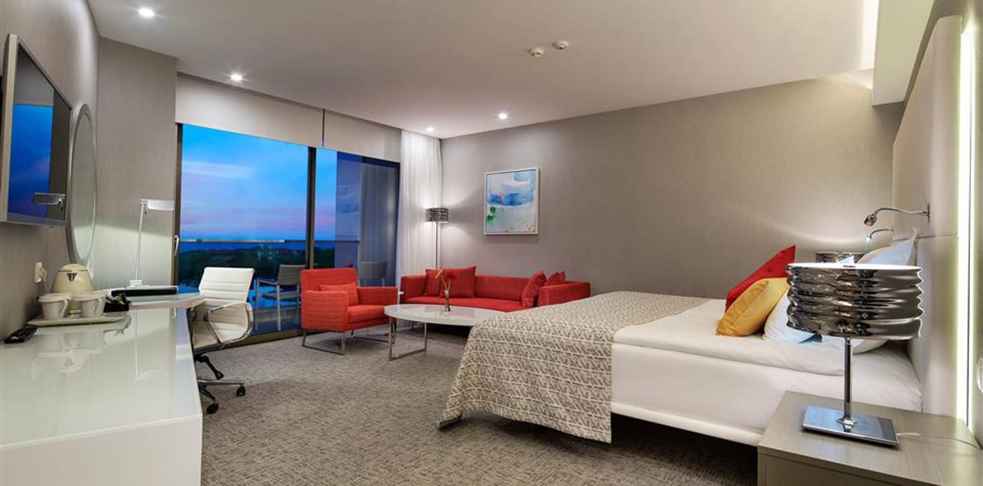 The-Sense-De-Luxe-Hotel-Room-21