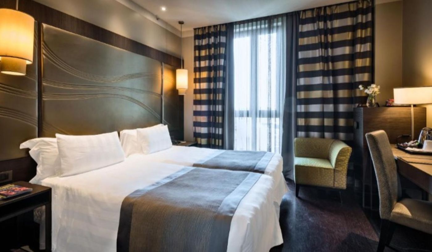 Uptown-Palace-Room-27