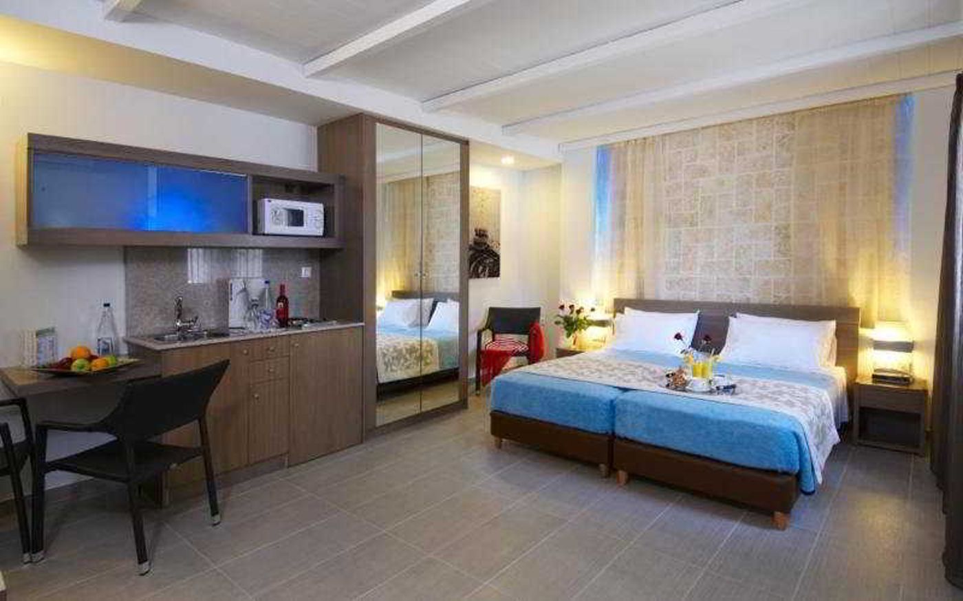 Minos-Village-Room-19