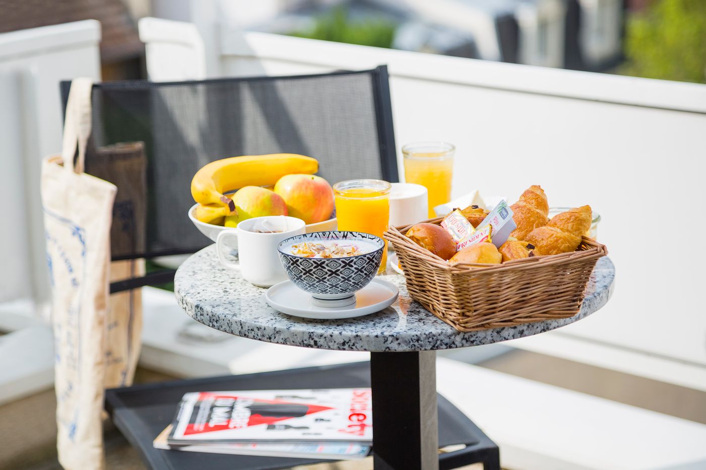 Hotel-Bootcamp-Restaurant-24