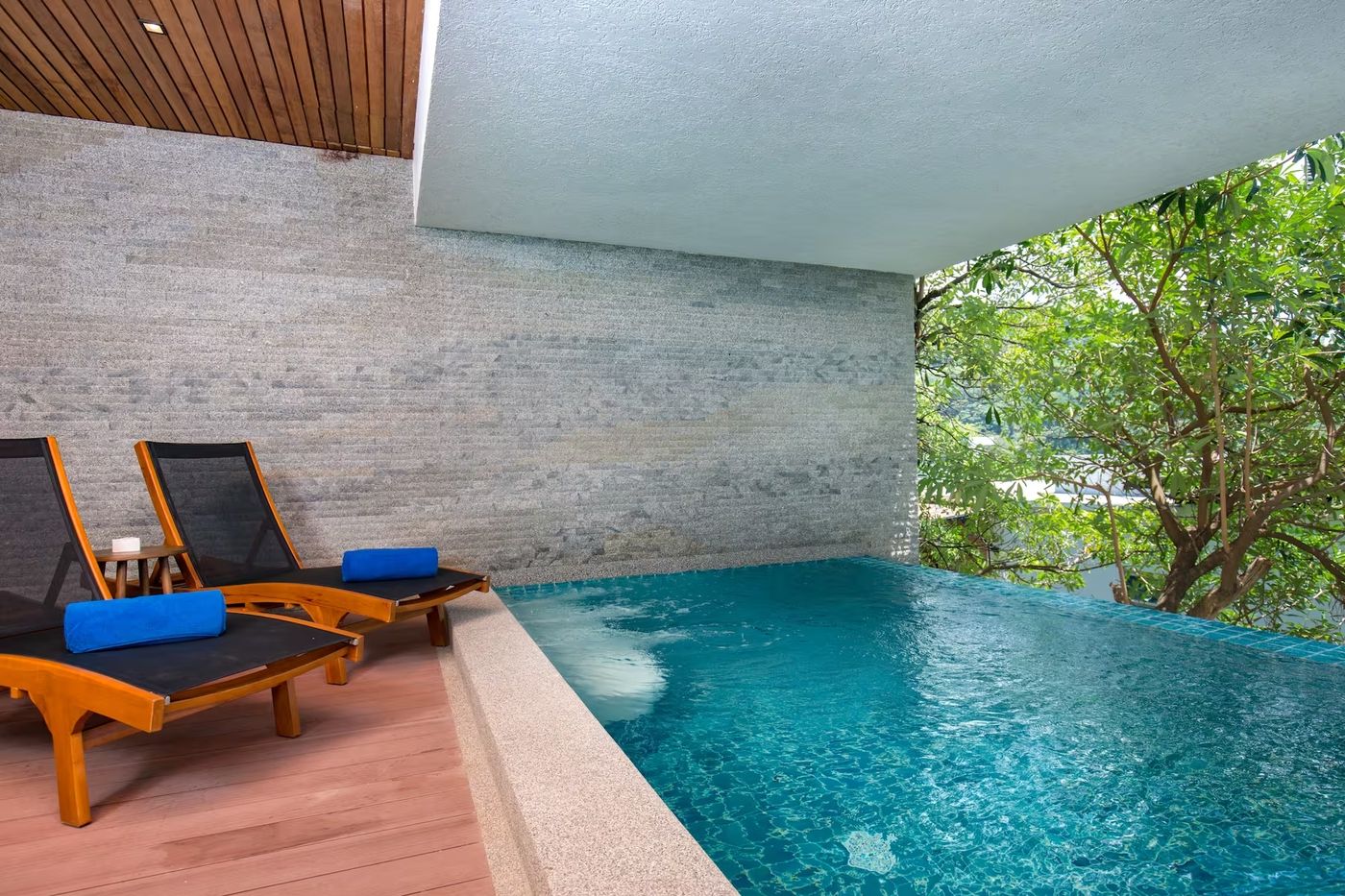 Wyndham Grand Phuket Kalim Bay 02