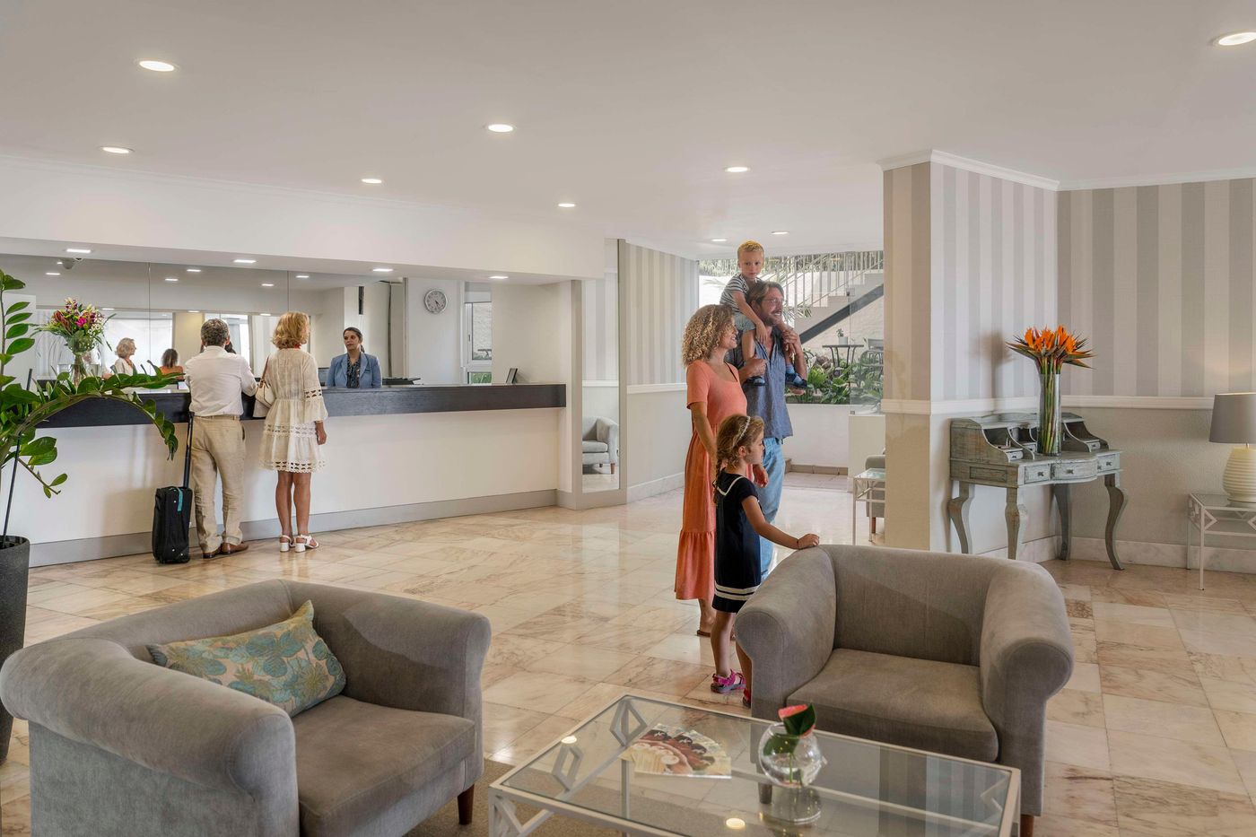 Dorisol-Florasol-Lobby-55