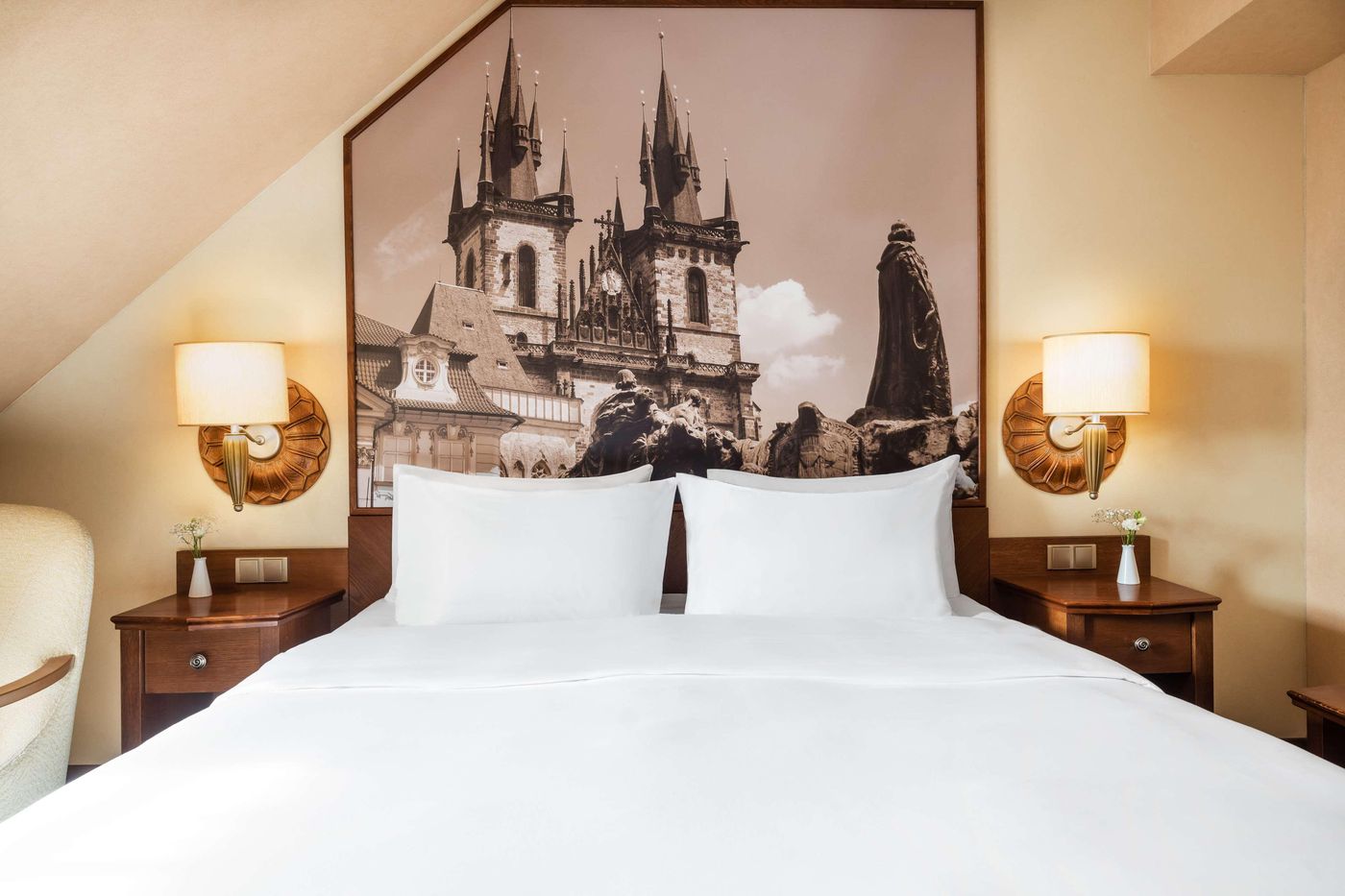 Lindner-Hotel-Prague-Castle--part-of-JdV-by-Hyatt-Room-33