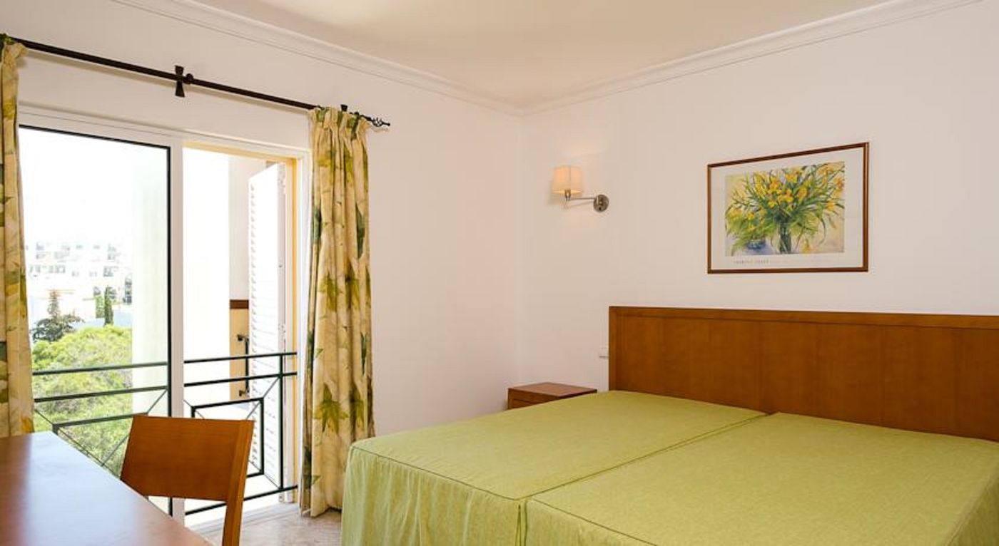 Benvindo-Apartamentos-Room-8