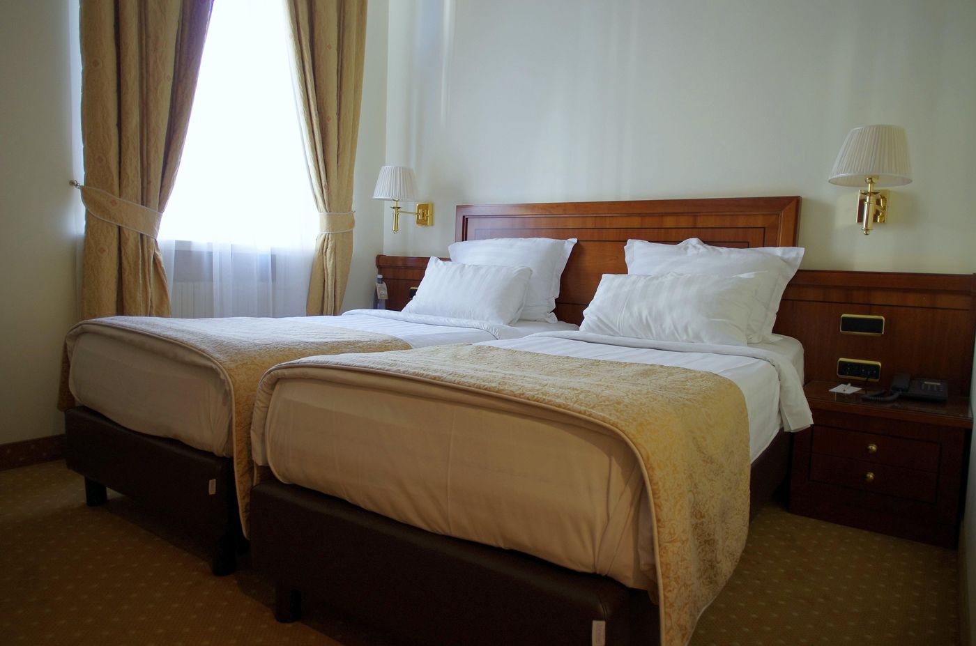 My-City-Hotel-Room-14