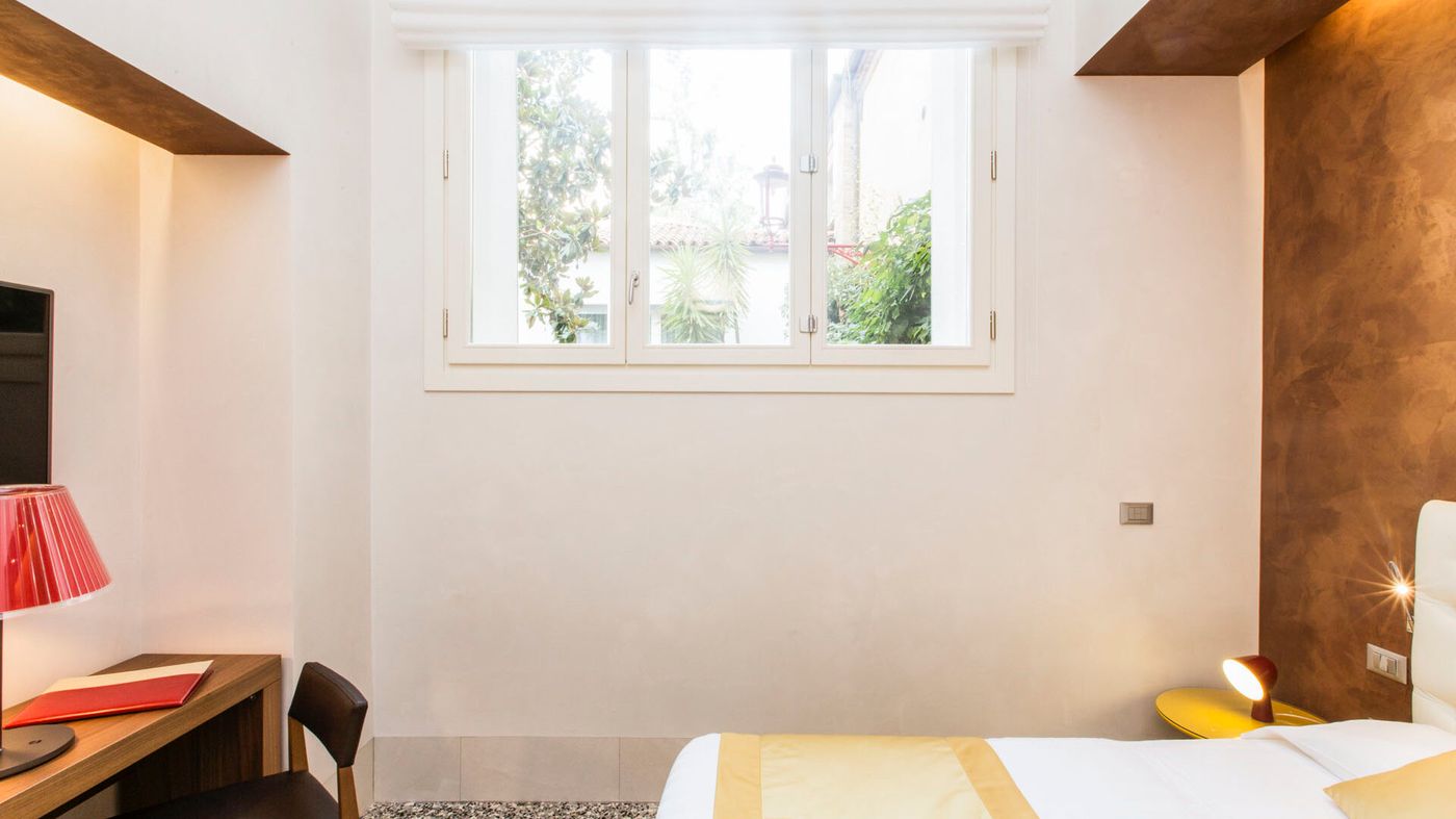 American-Dinesen-Room-34