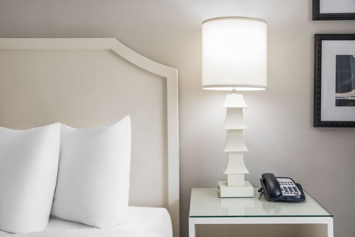 Hollywood-Hotel-Room-22