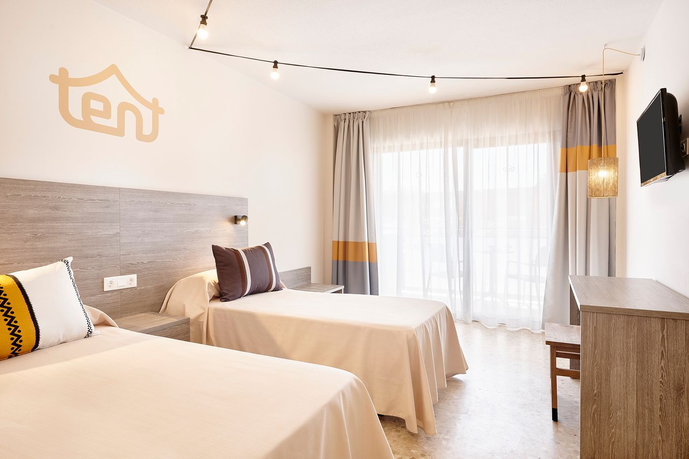 tent-Torremolinos-Room-6