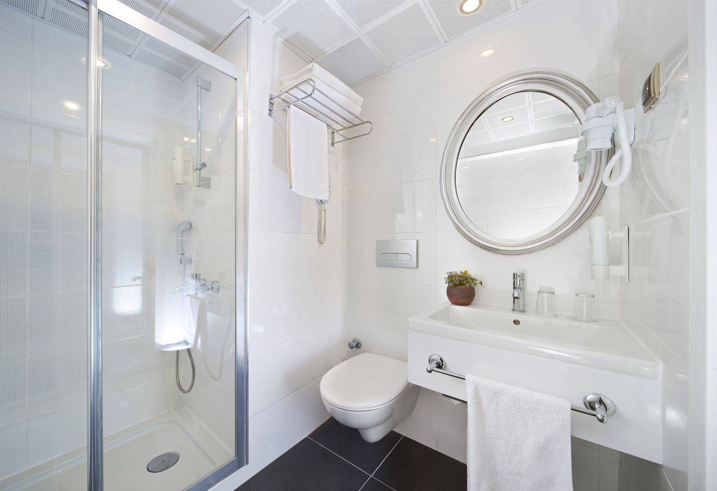 Ideal Pearl Hotel - Adult Only