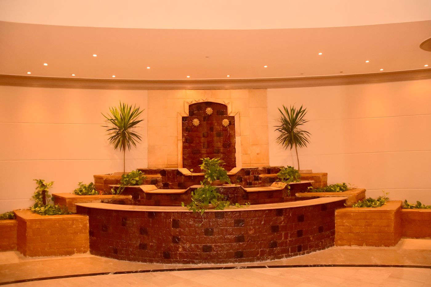 Dive-Inn-Resort-Lobby-57