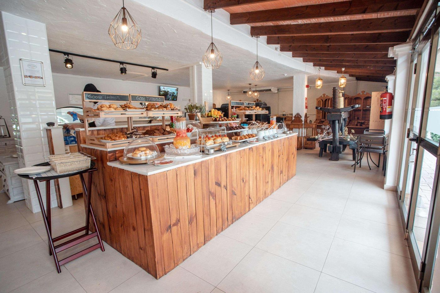 Marble-Hotel-Stella-Maris-Restaurant-52