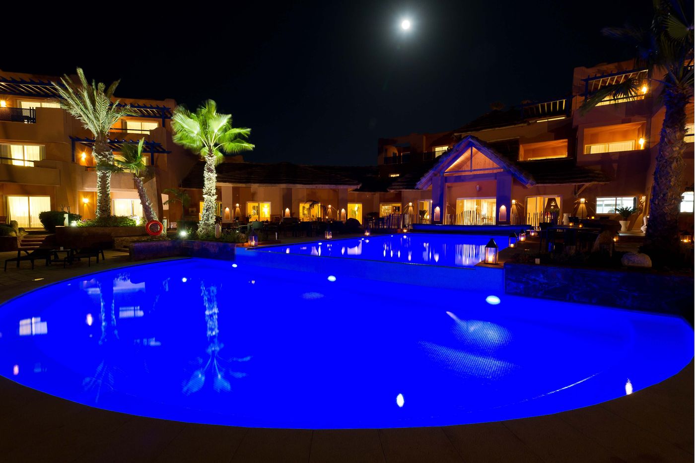 Paradis-Plage-Surf-Yoga---Spa-Resort-Pool-5