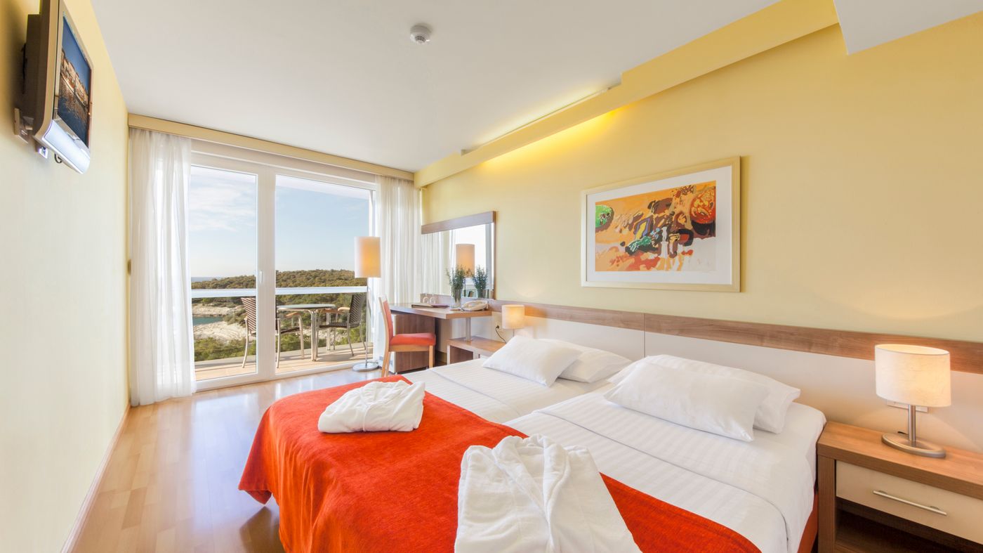 Hotel-Aurora-Room-15