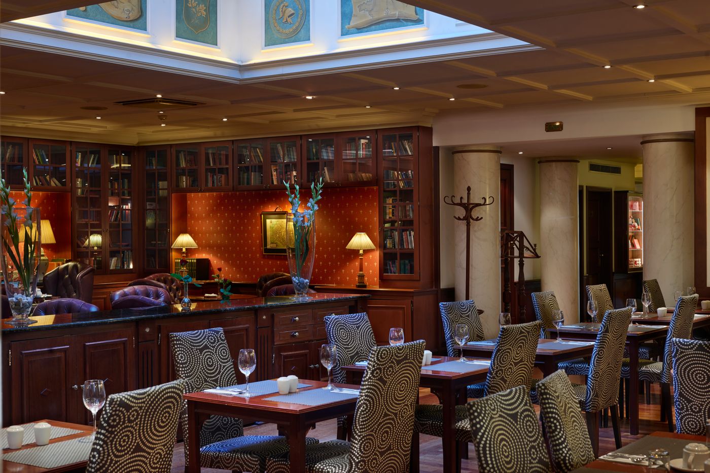 Eurostars-Montgomery-Bar-22