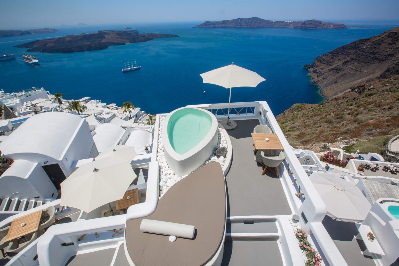 Chic Hotel Santorini - Adult Only (13+)