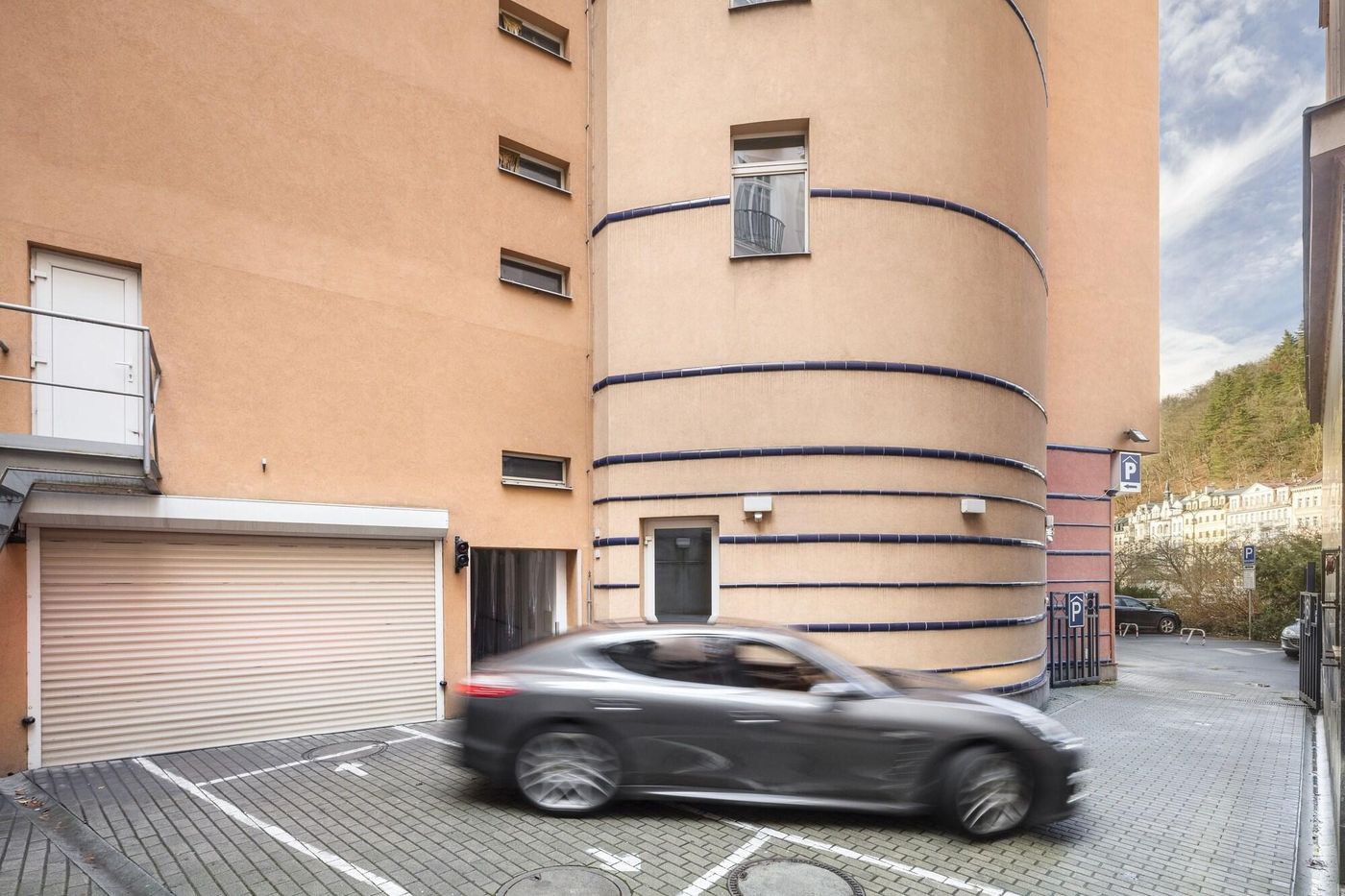 Central-Czech Republic-KARLSBAD-General view-3