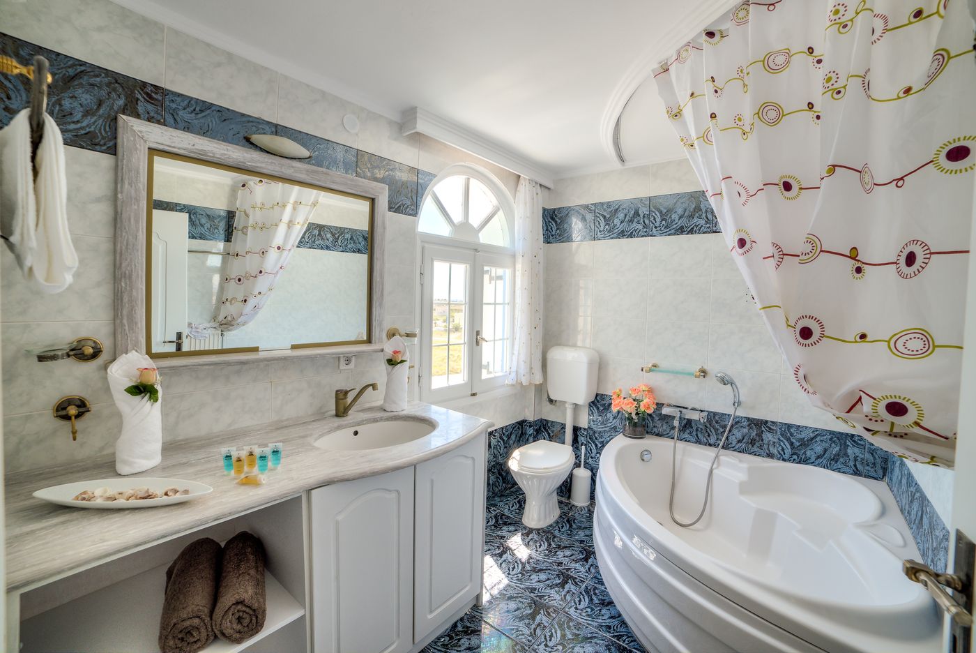 Villa-Olympia-Room-43