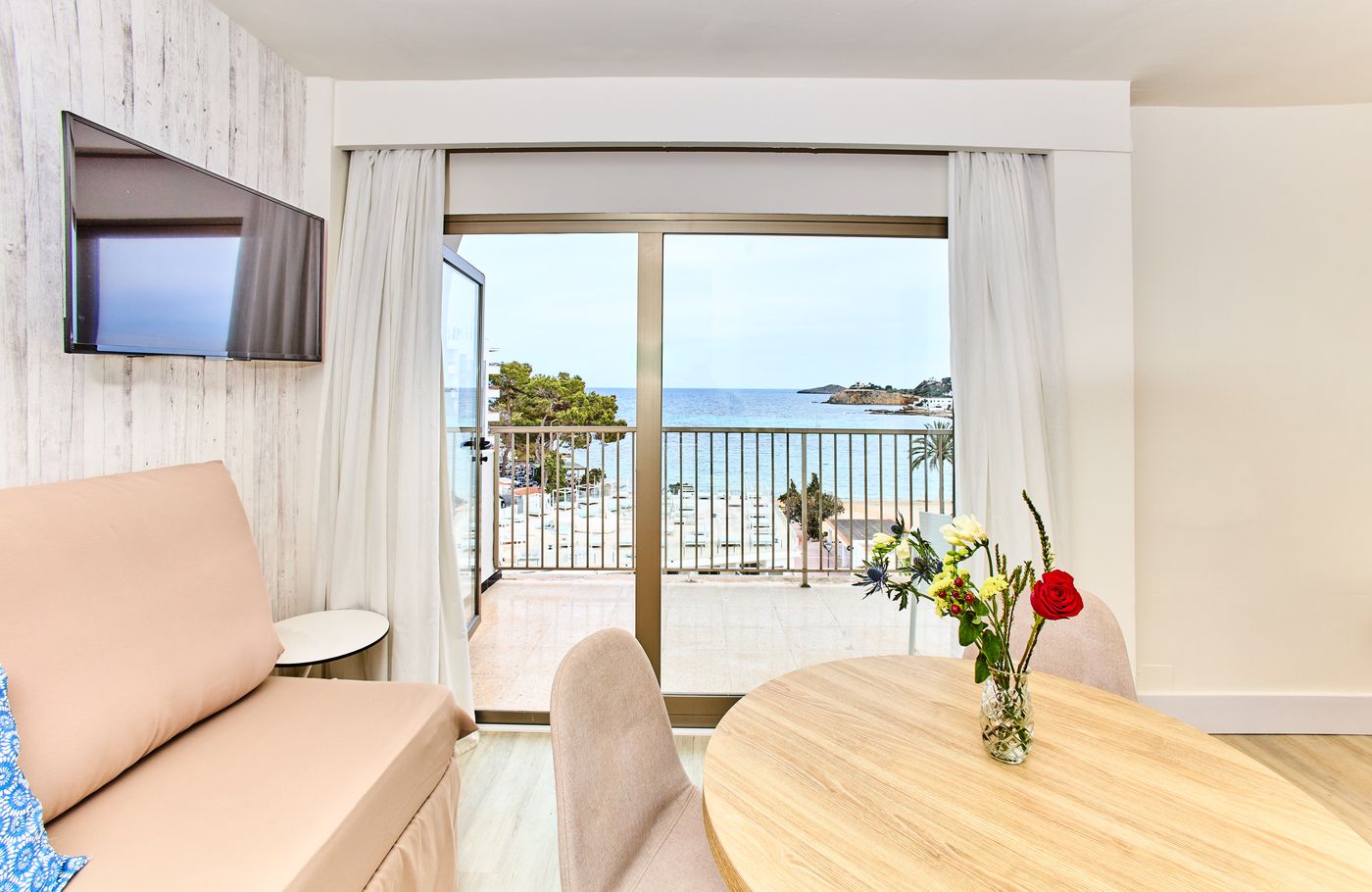 Leonardo-Royal-Hotel-Ibiza-Santa-Eulalia-Room-36