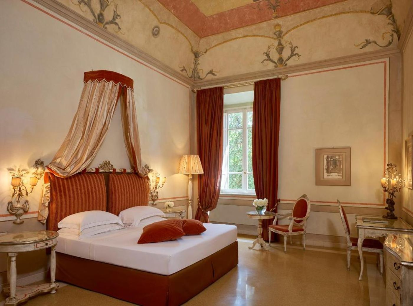 Bagni-di-Pisa-Palace-and-Thermal-Spa-Room-10