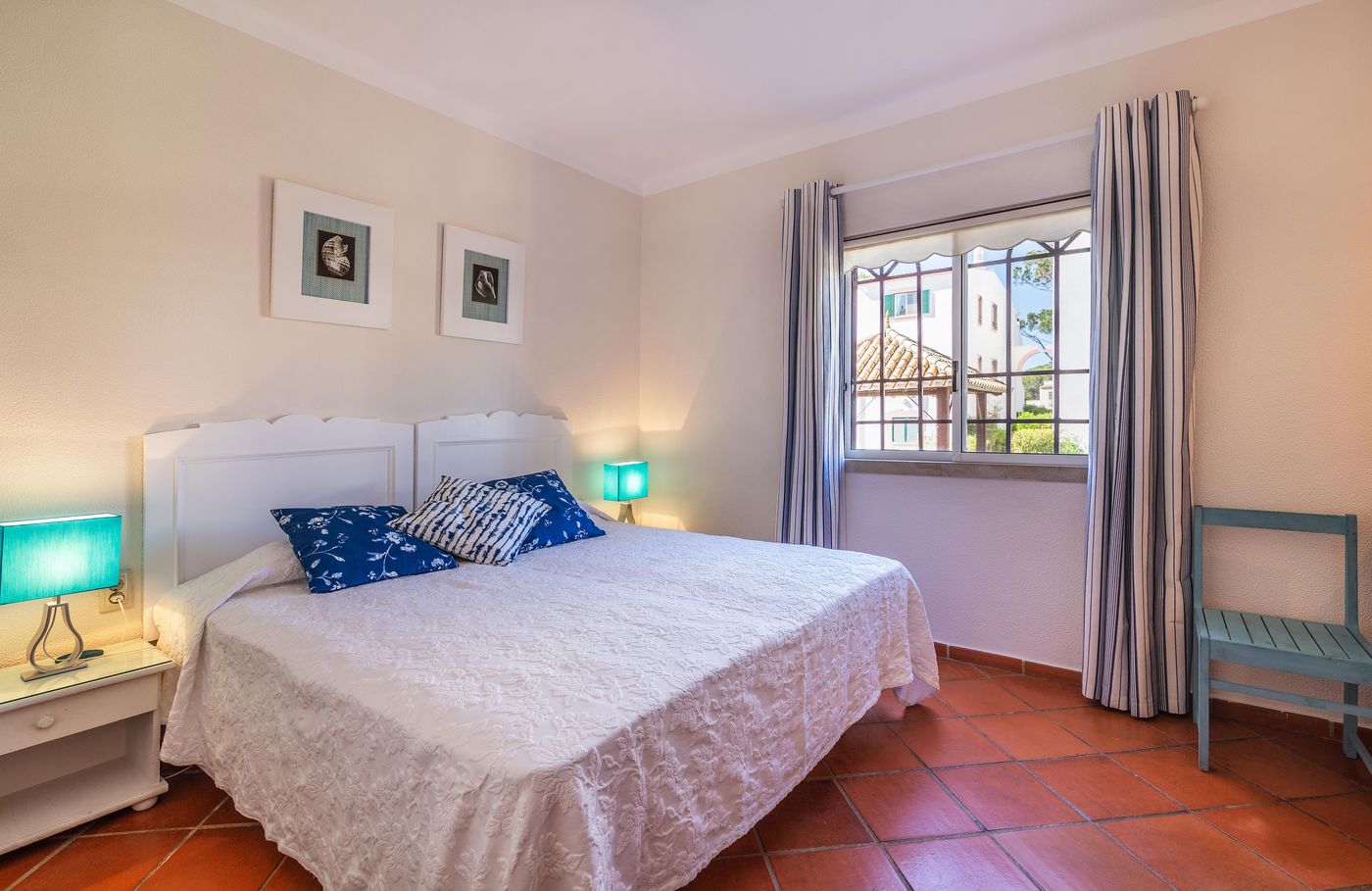 Apartments-Old-Village-Room-31