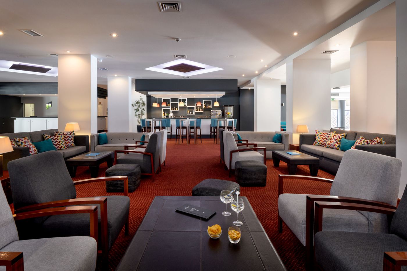 Pestana-Cascais-Ocean---Conference-Aparthotel-Bar-8