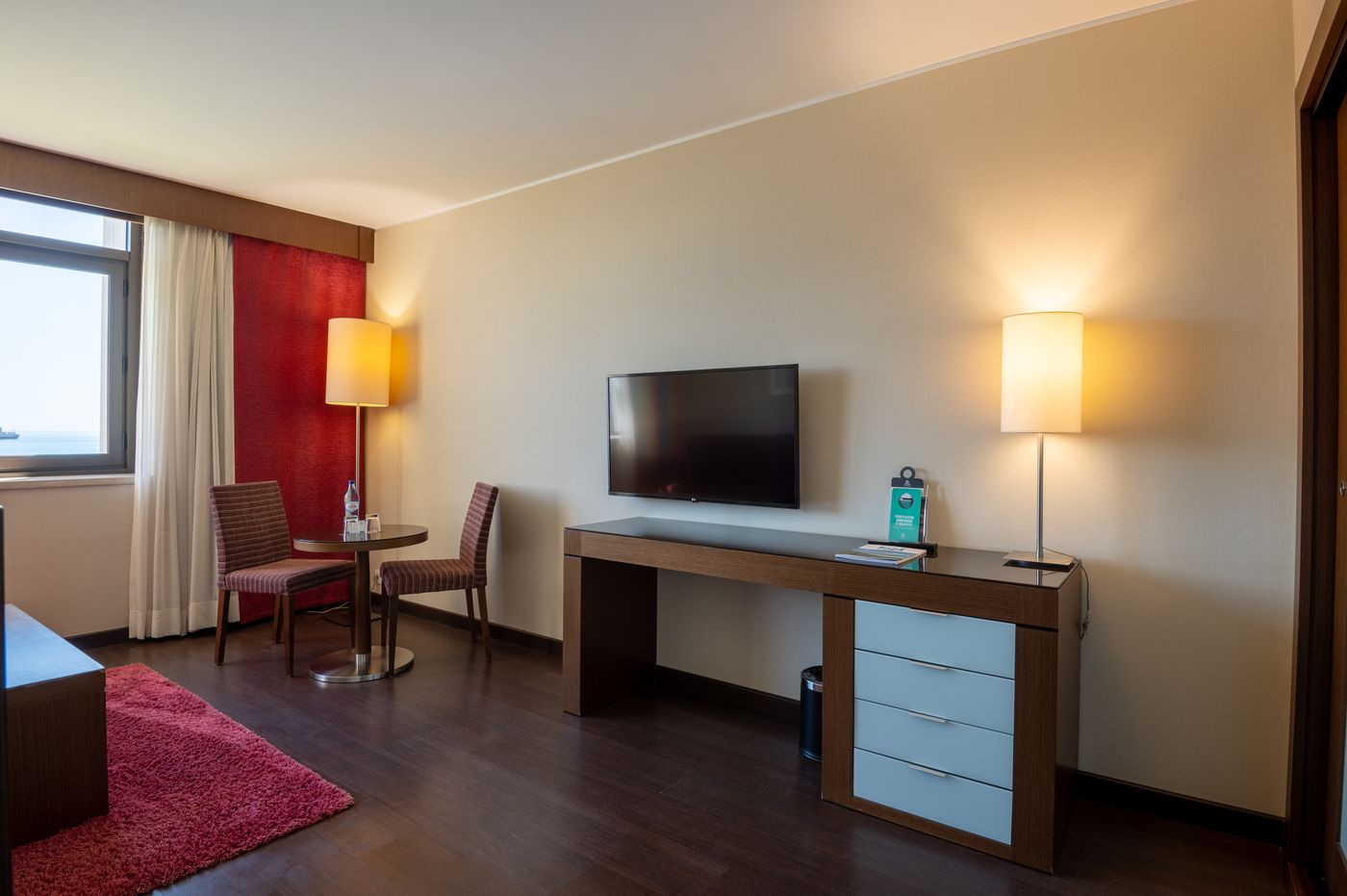 Vila-Gale-Village-Cascais-Room-24