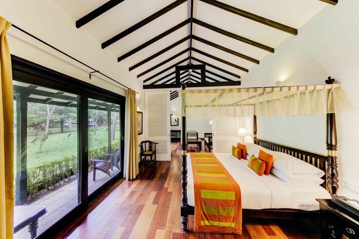 Cinnamon-Lodge-Habarana-Room-32