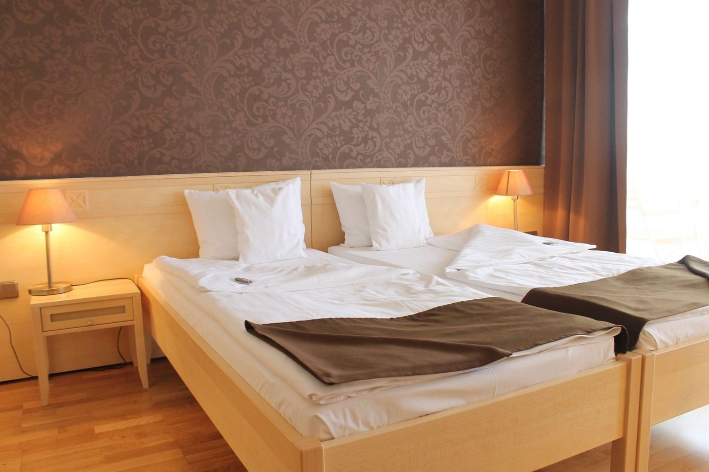 Szepia-Bio---Art-Hotel-Room-3