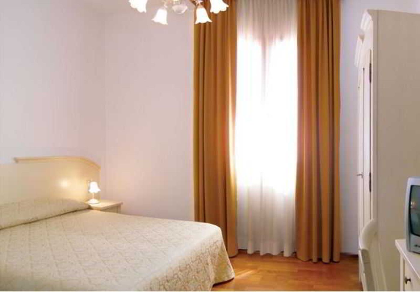 Altieri-Italy-Venezia-Room-4