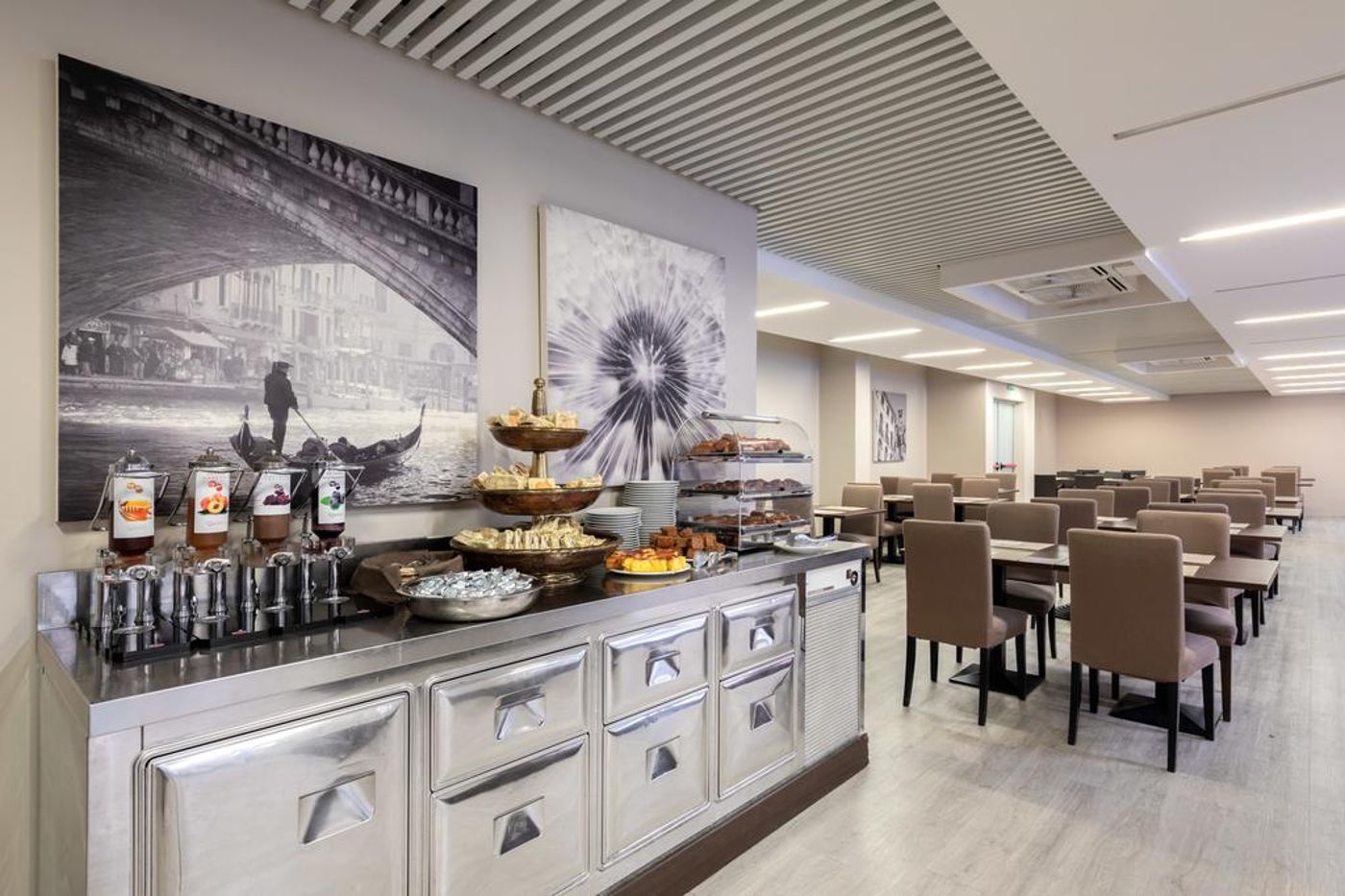 Hotel-Delfino-Bar-47