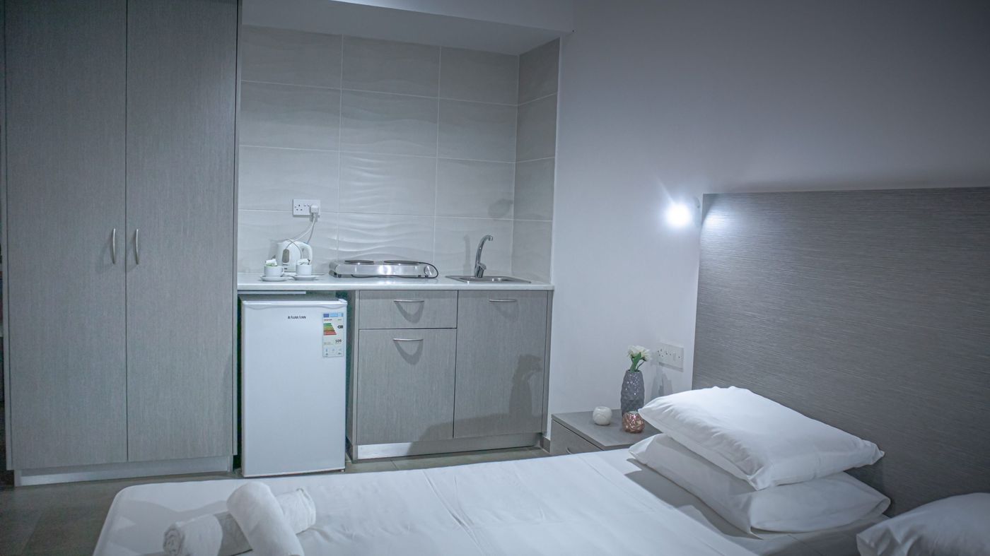 Windmills-Hotel-Apartments-Room-18