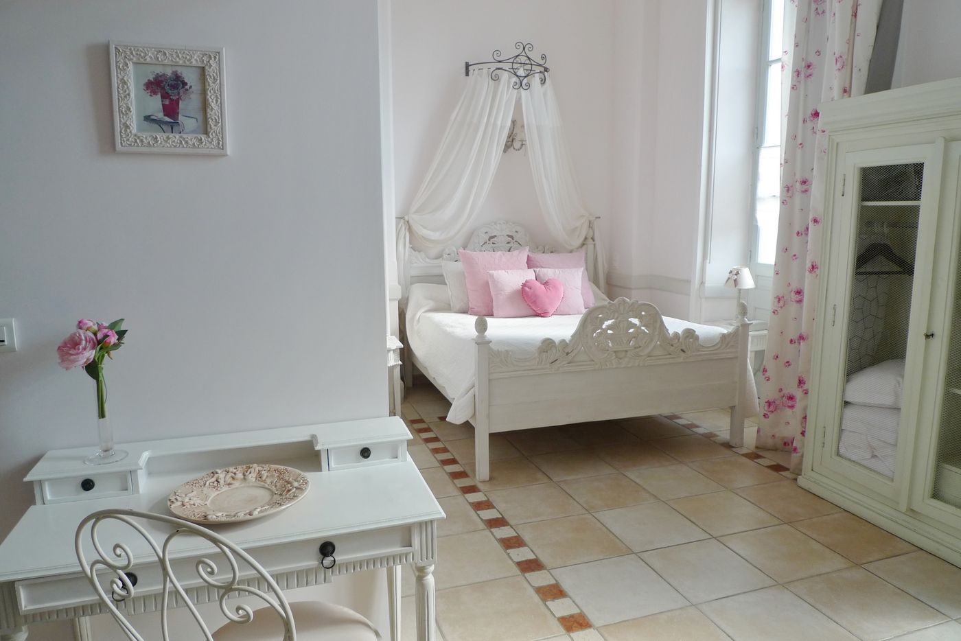 Hotel-L-Orangeraie-Room-37