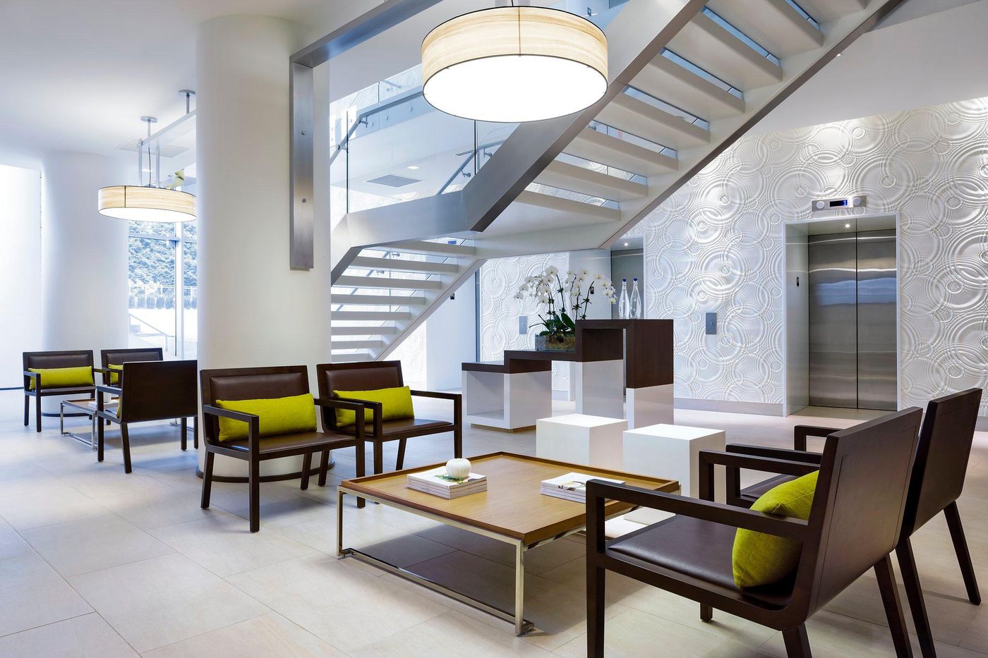 Element-Vancouver-Metrotown-Lobby-3