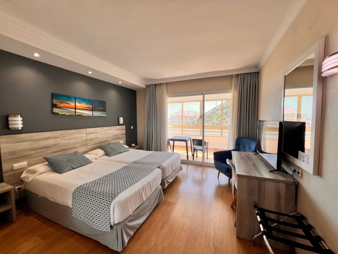 Maya-Alicante-Room-21