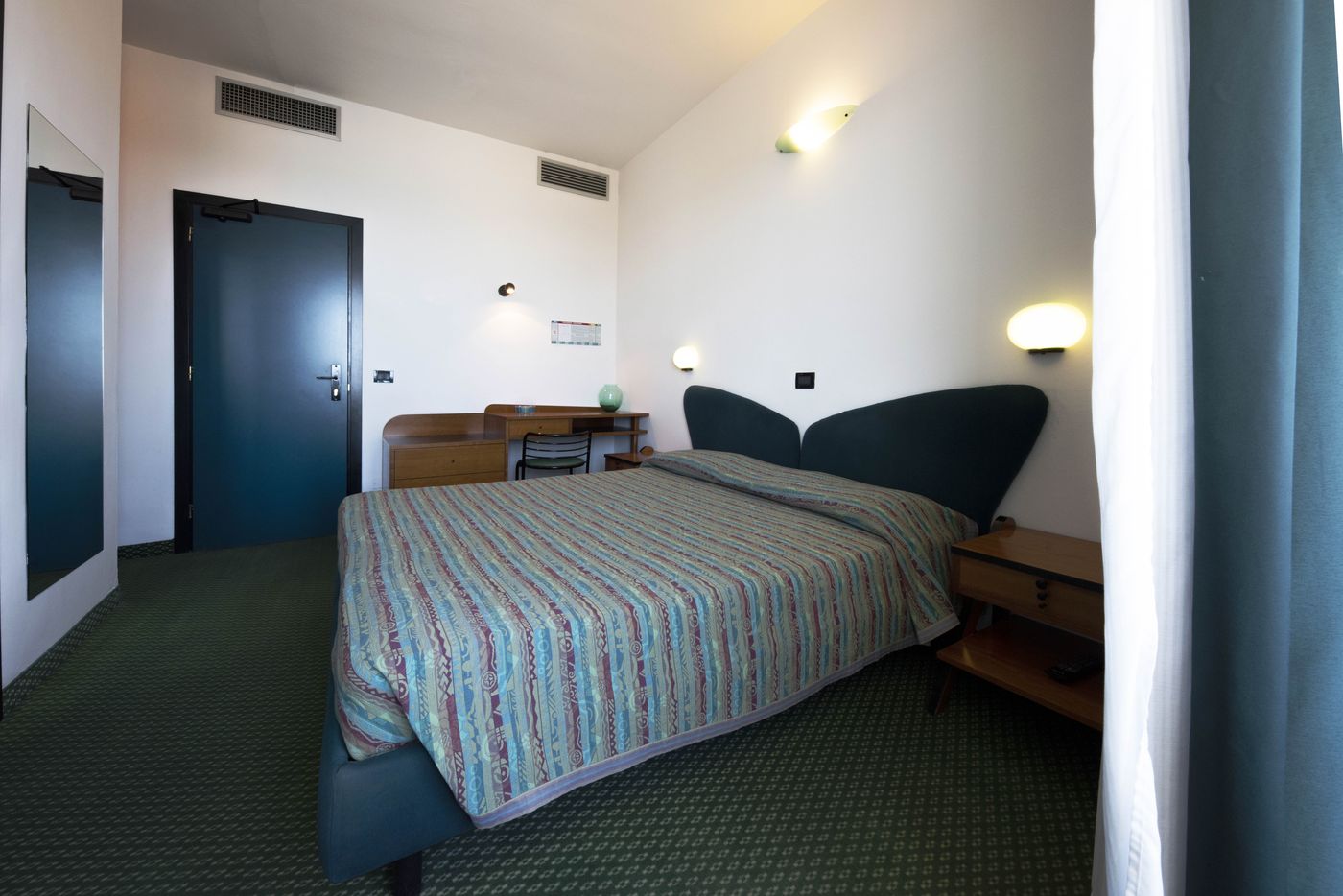 Hotel Ali D'oro-Italy-Rimini-Room-7