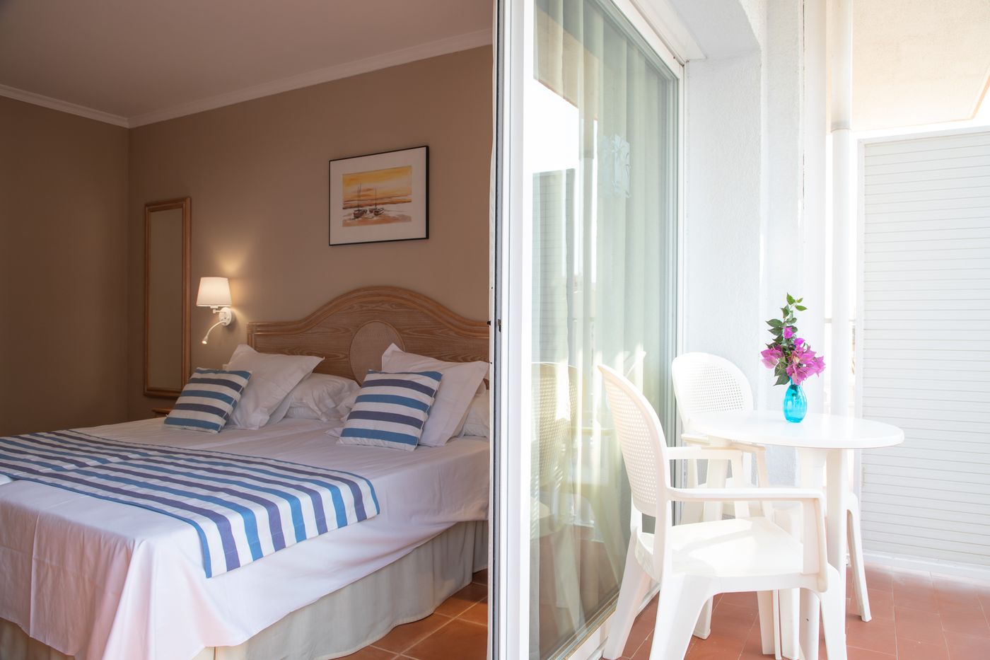 Les-Palmeres-Room-18