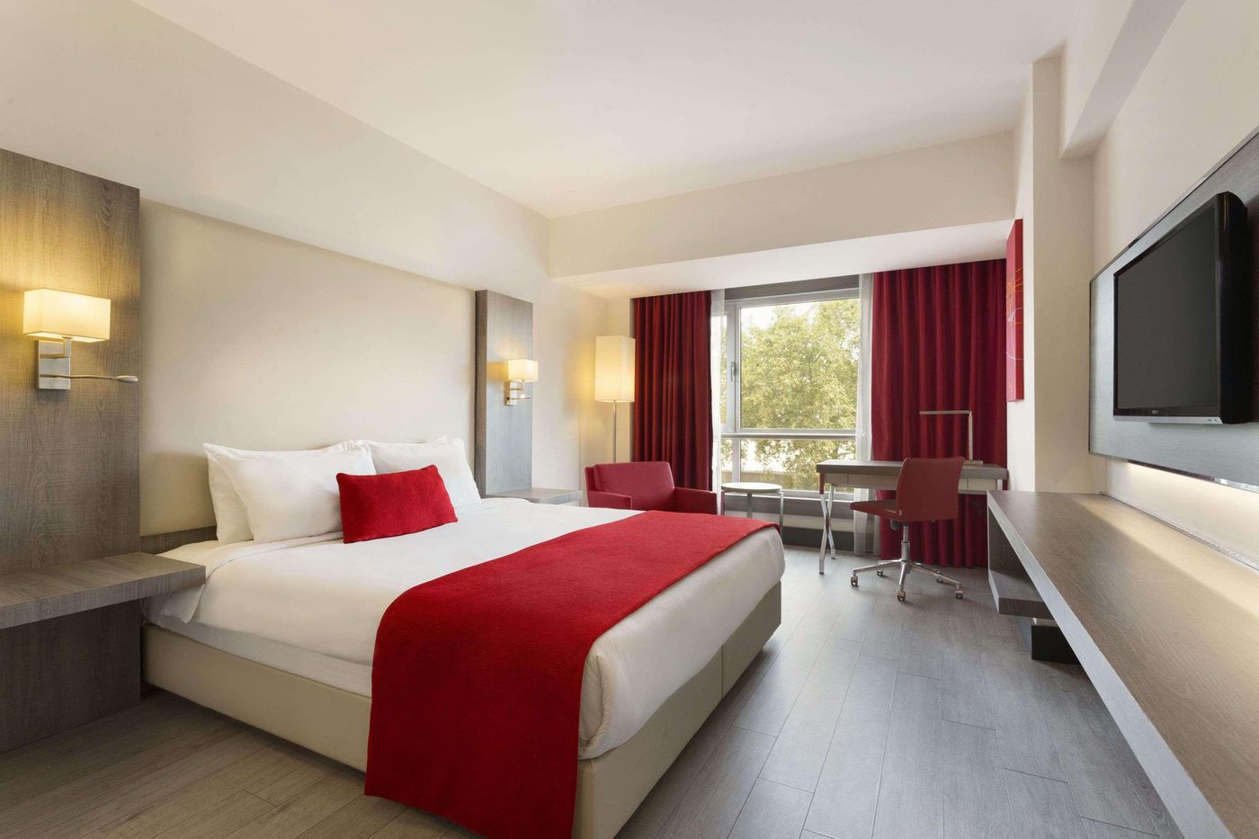 Ramada-Plaza-Izmir-Room-14