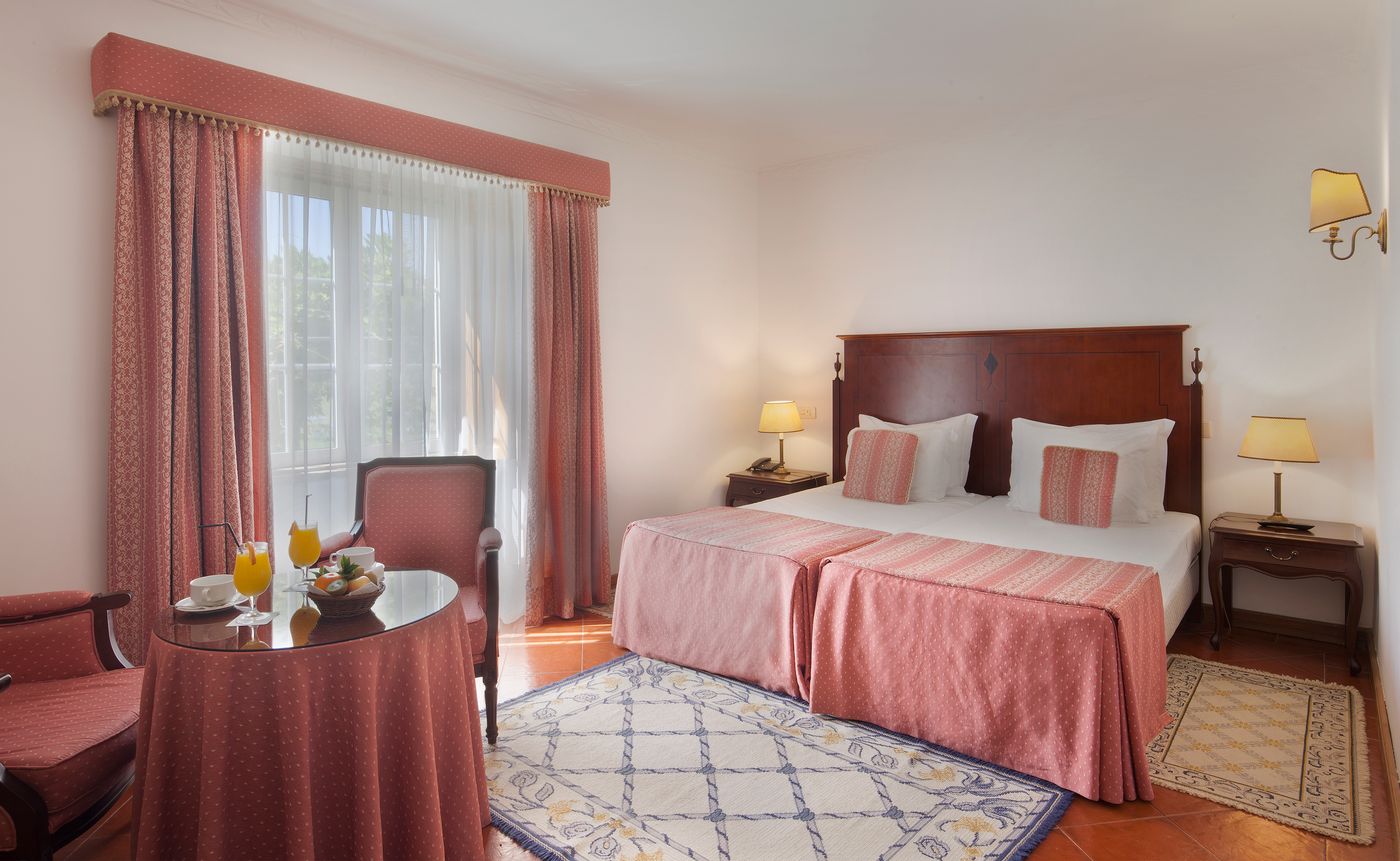 Turim-Club-D-Azeit-o-Hotel-Room-4
