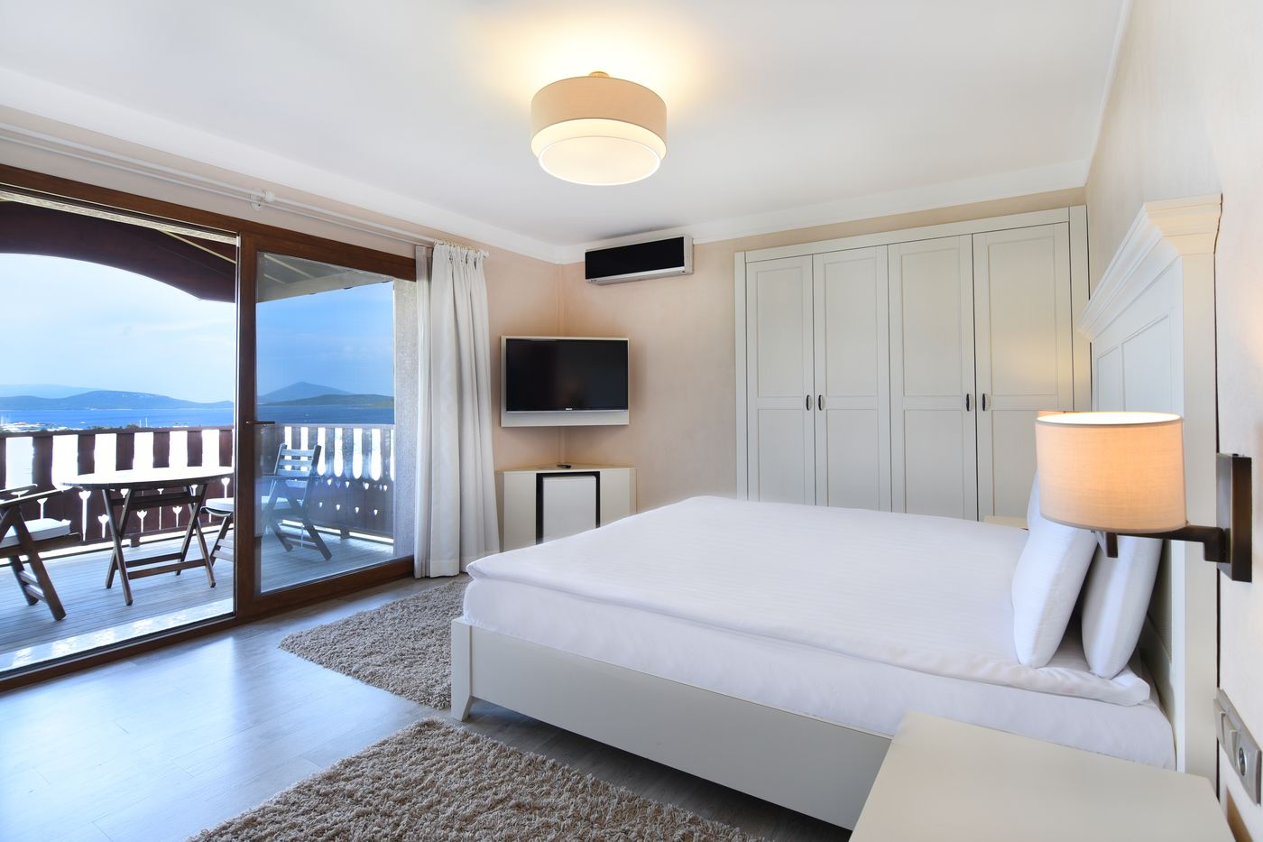 Temenos Luxury Hotel & Spa