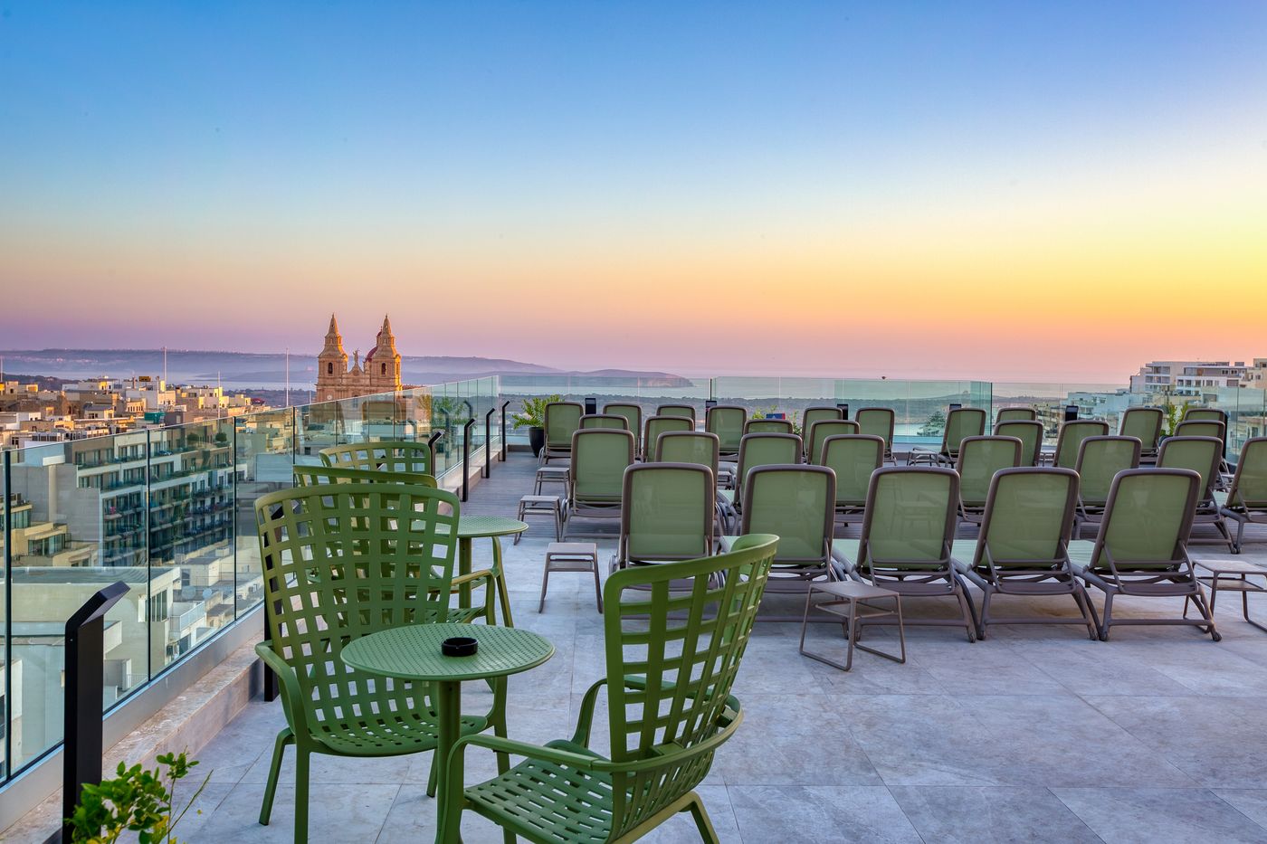 Solana-Hotel---Spa-Pool-16