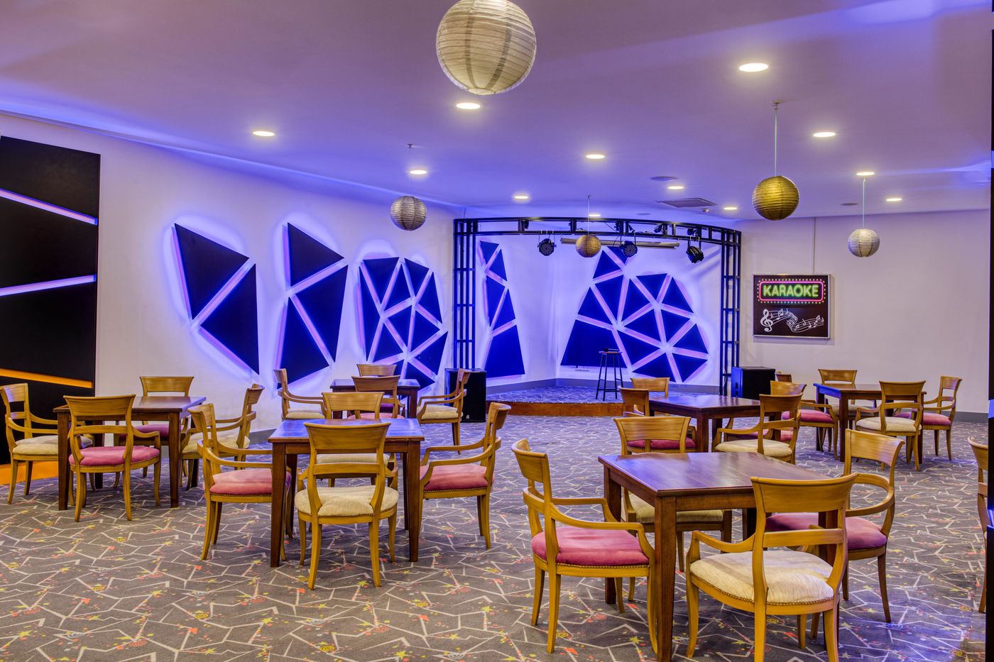 Sealife-Buket-Beach-Hotel-Bar-72