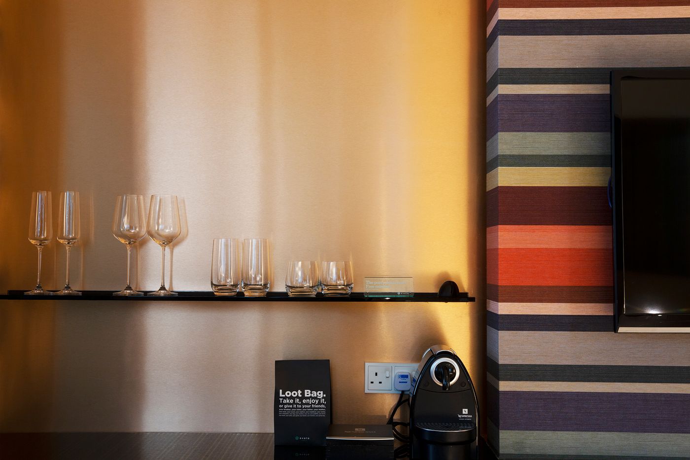 Ovolo-Central-Room-15