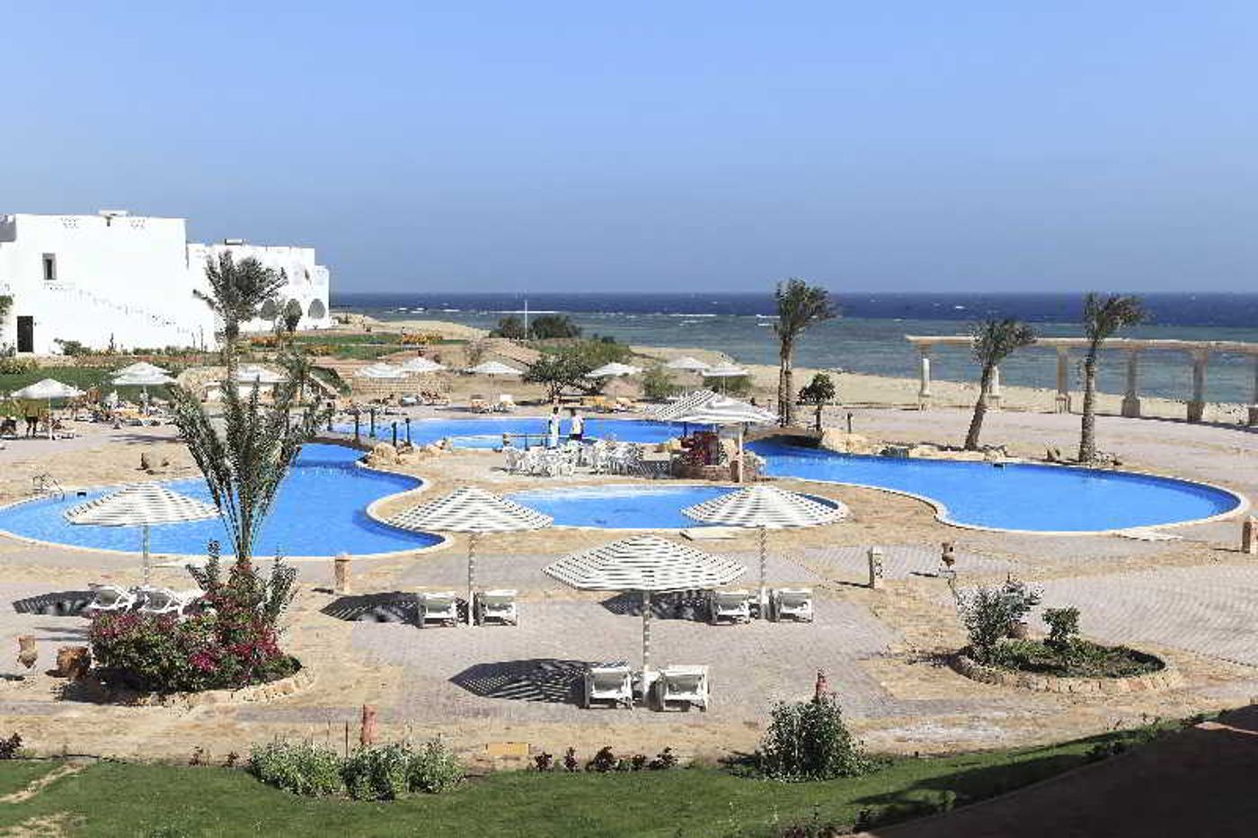 The-Three-Corners-Equinox-Beach-Resort-Pool-7