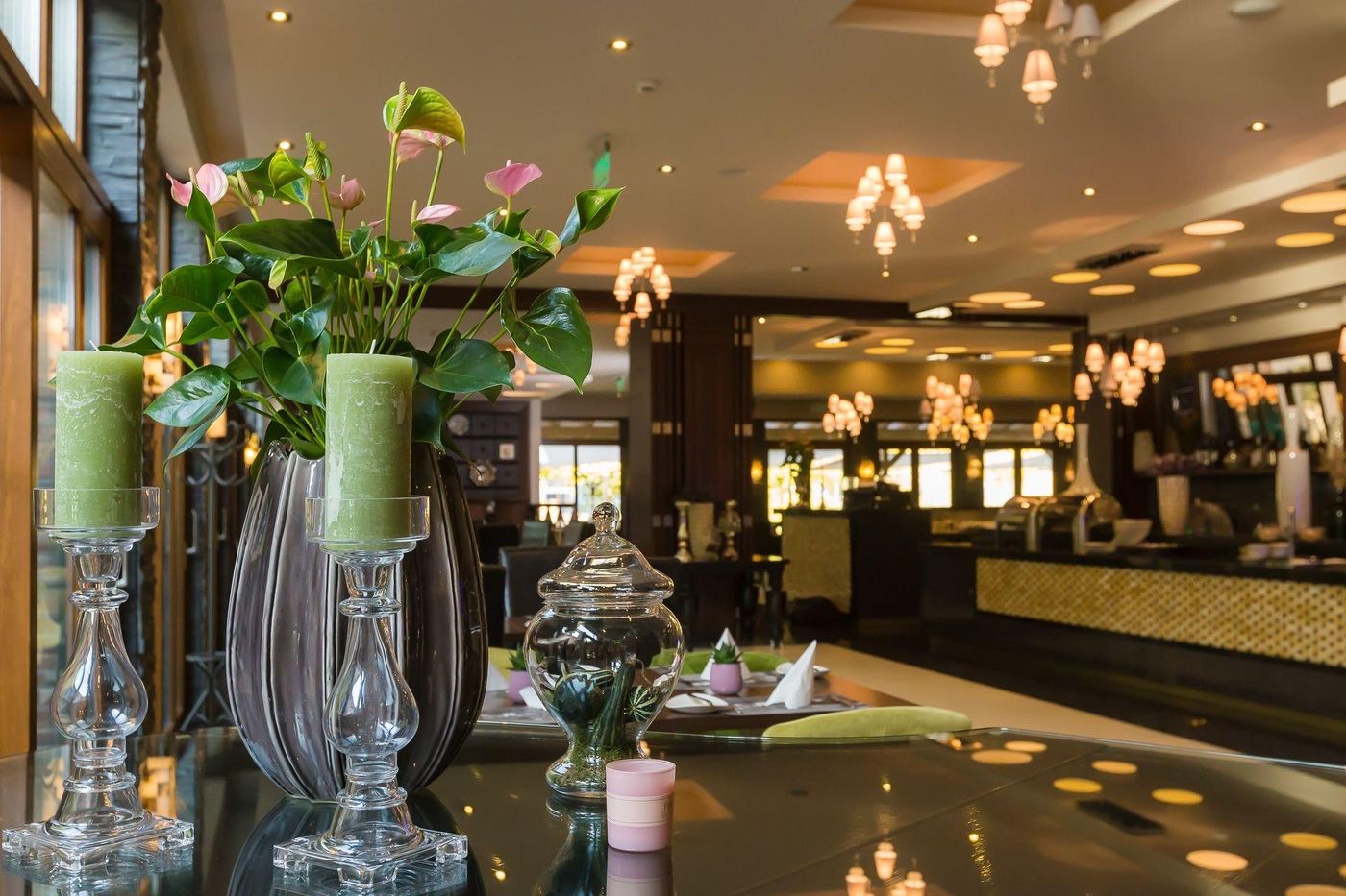 Duna Garden Hotel-Hungary-Budapest-Lobby-9