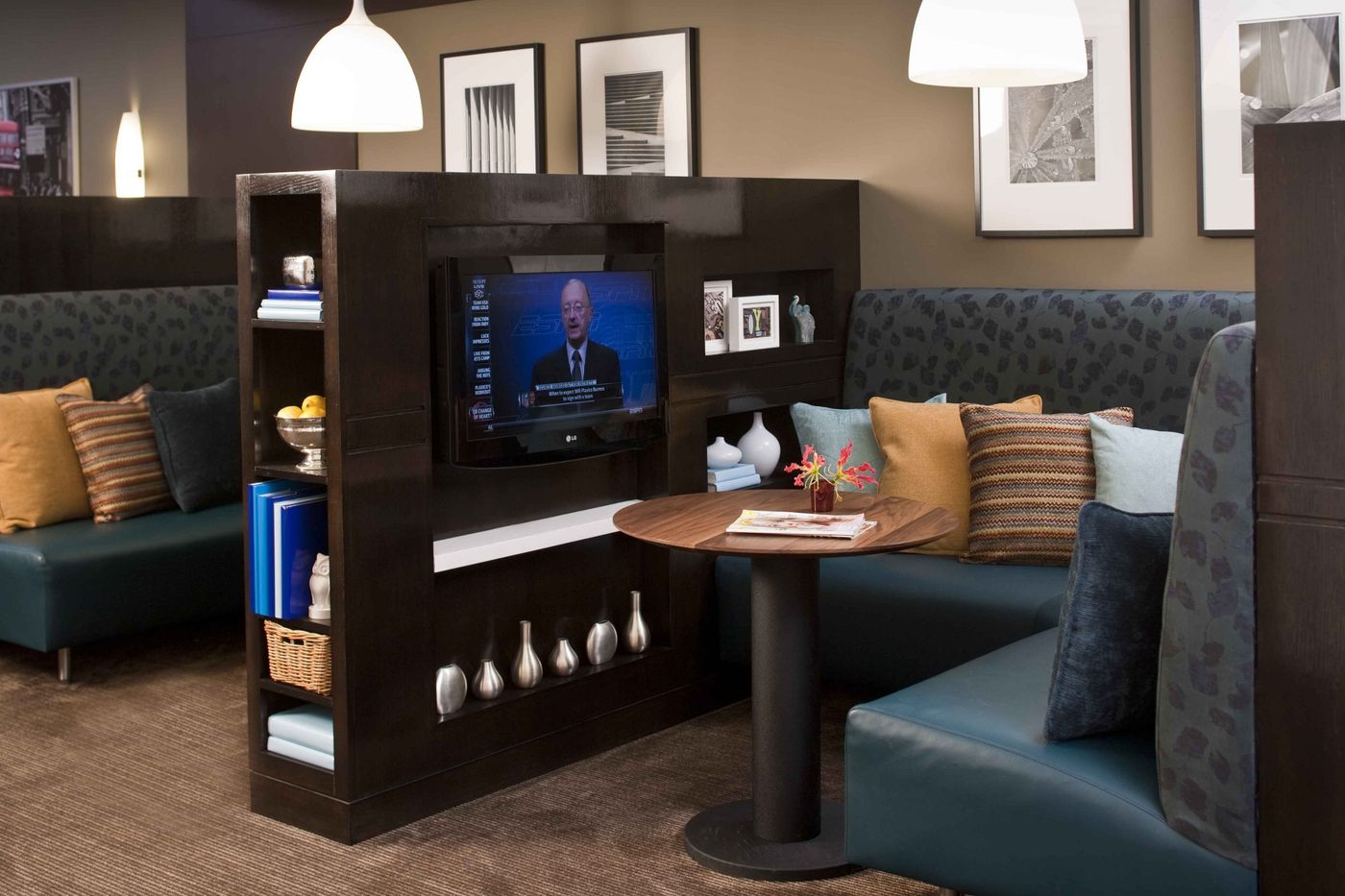 Courtyard-By-Marriott-New-York-Manhattan-Times-Squ-Restaurant-13