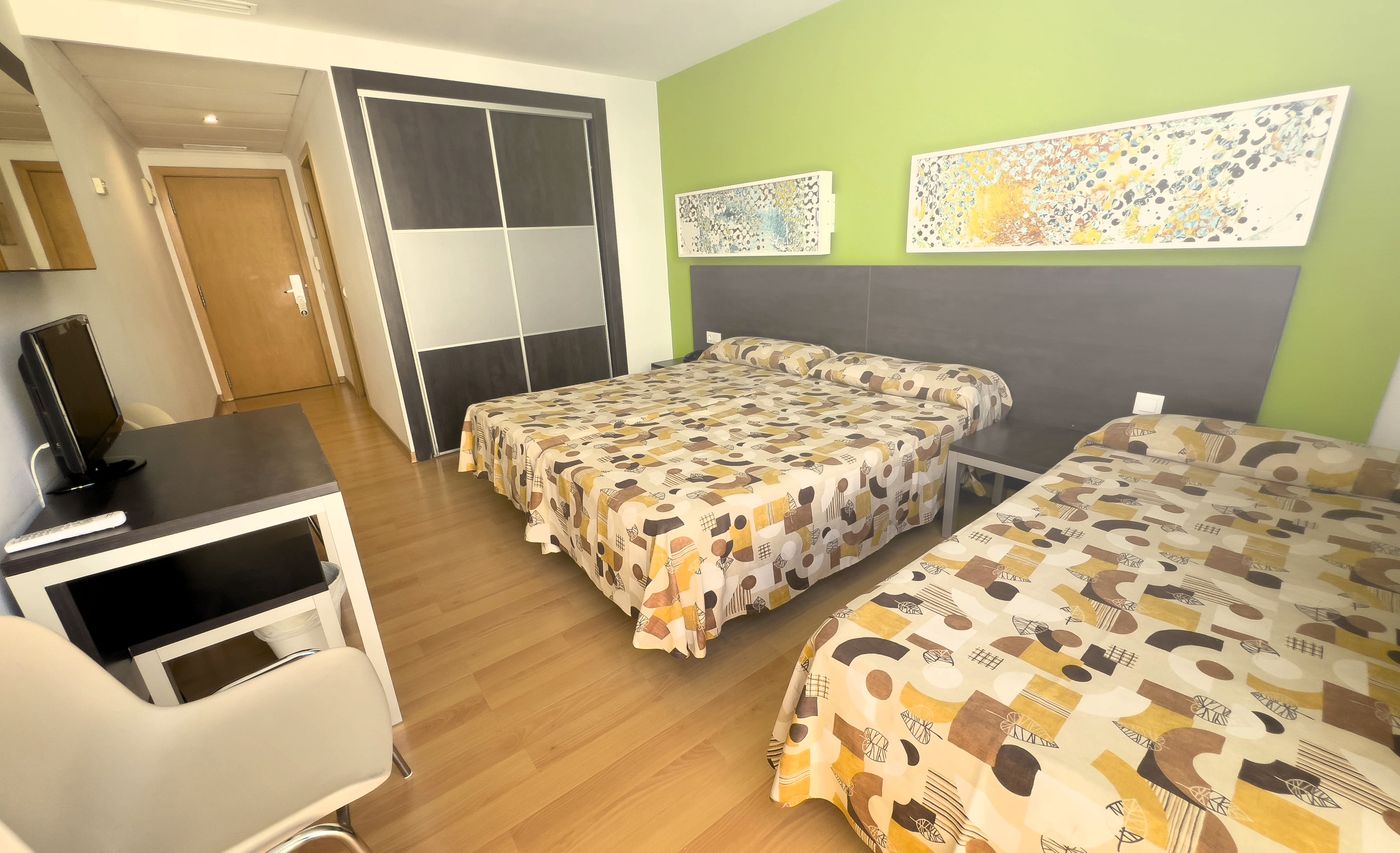 Sol-y-Sombra-Room-11