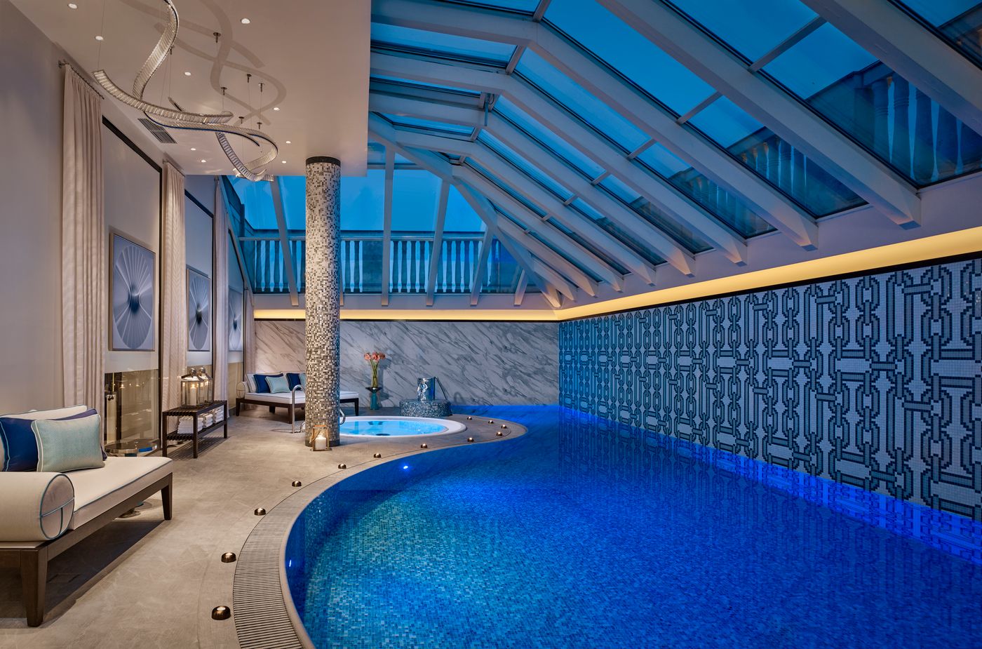 The-Ritz-Carlton--Budapest-Pool-66