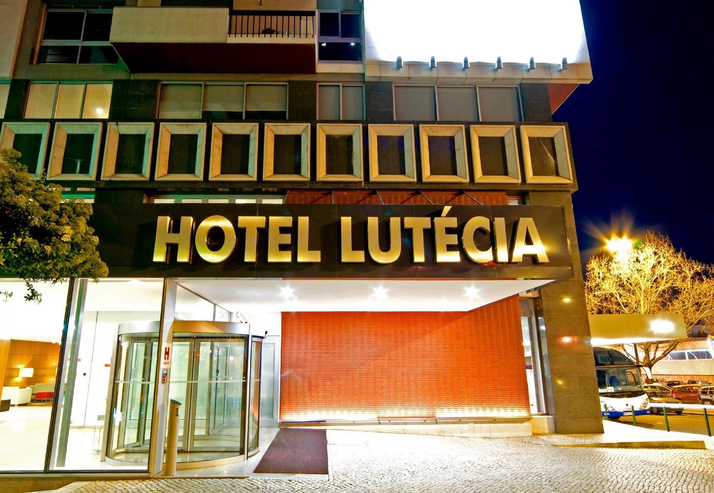 Lutecia-Smart-Design-Hotel-General-view-22