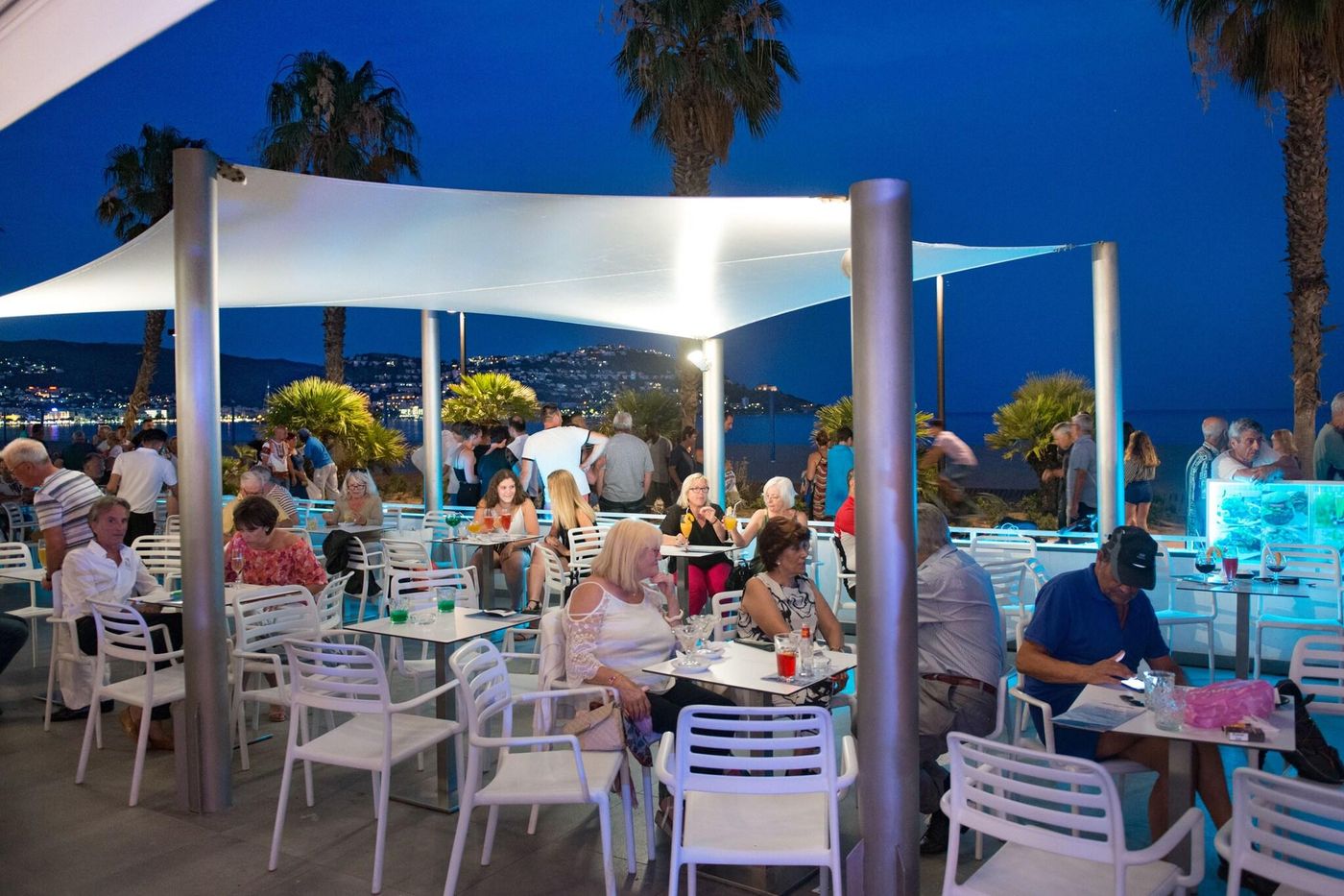 Montecarlo-Terrace-5