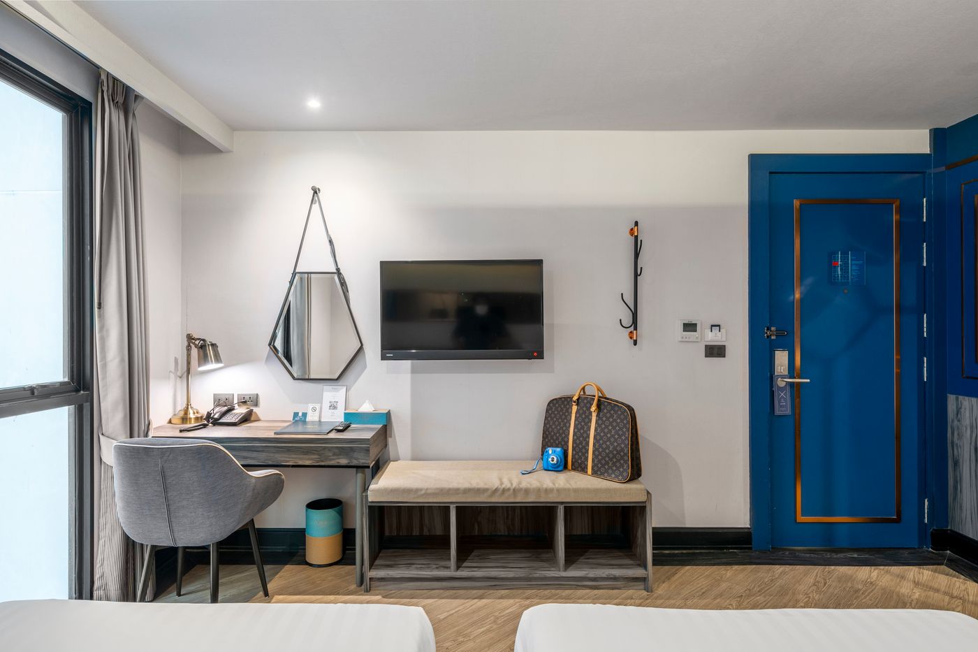 Vince-Hotel-Pratunam-Room-34